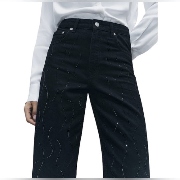 Zara Womens Straight Leg Mid Rise Rhinestone Black Jeans Size US 2/ EU 34 NWT - Picture 3 of 13
